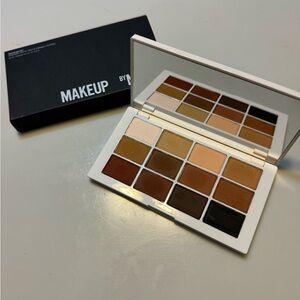 MAKEUP BY MARIO Master Mattes™ Eyeshadow Palette